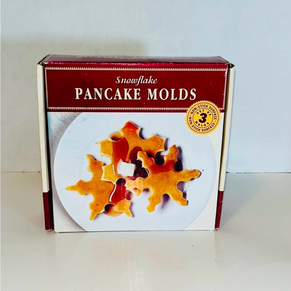 Williams Sonoma Snowflake Pancake Mold